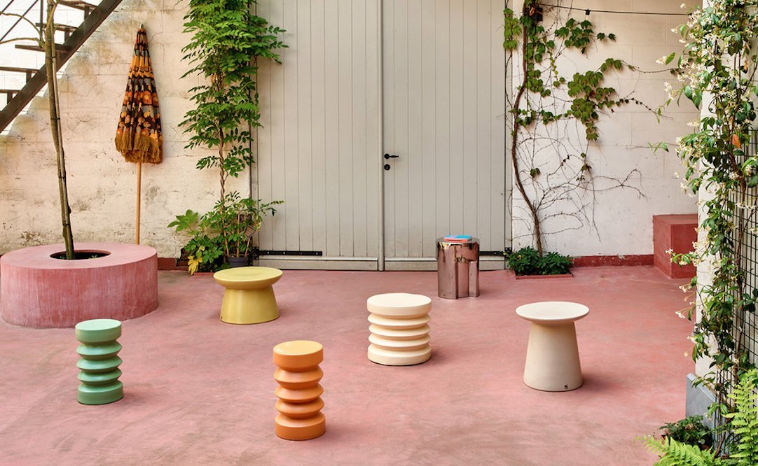 COFFEE & SIDE TABLES - House of Orange
