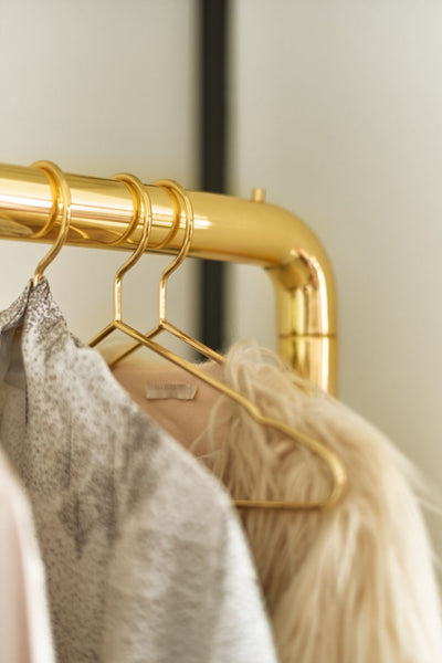 Chubby Clothing Rack With Hangers, Brass