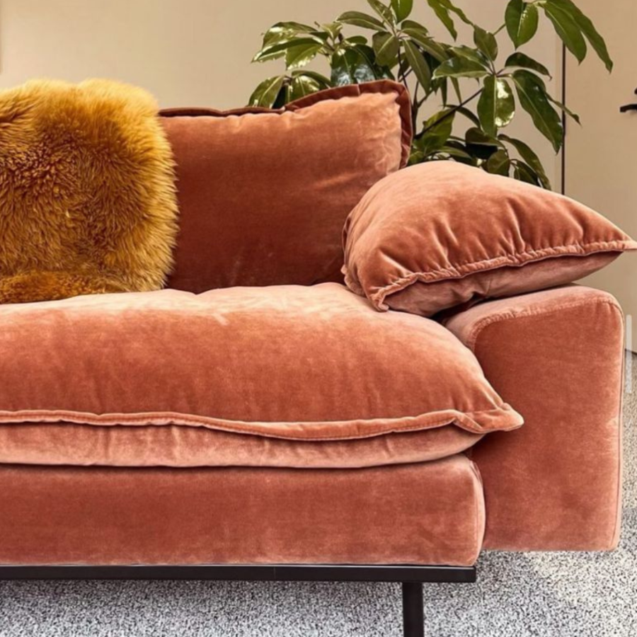 Retro Sofa: 3- Seats, Royal Velvet, Magnolia – House of Orange