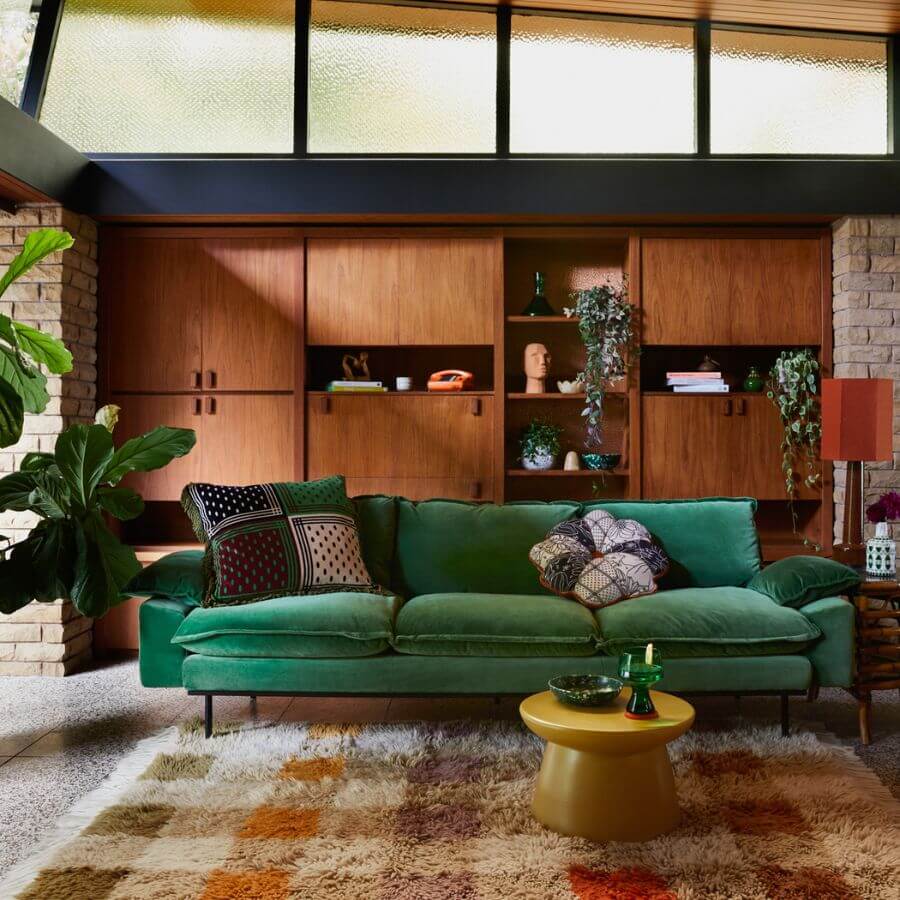 Retro Couch in green