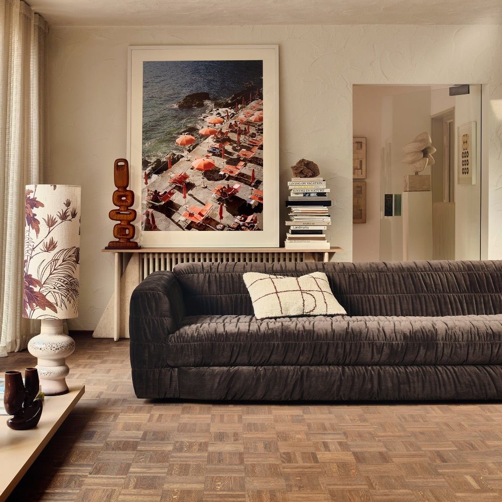 CLUB COUCH: ROYAL VELVET, ESPRESSO - House of Orange