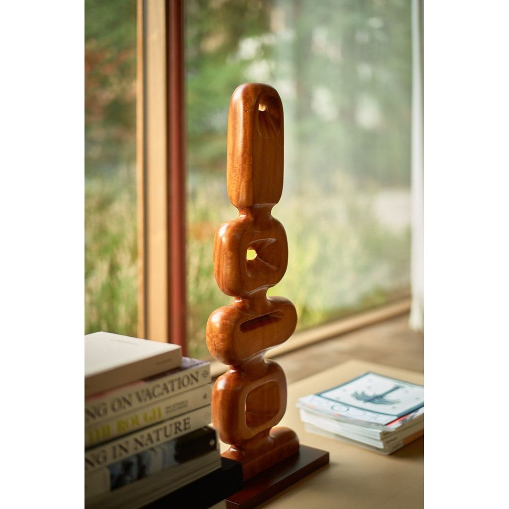 Hand carved wood sculpture - House of Orange